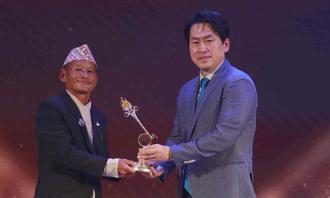 भलिबलका कुमार राईलाई स्पेशल अवार्ड Image