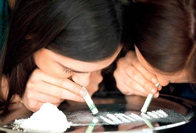 भारतीय सीमासँग जोडिएको बाँकेमा लागुऔषध दुर्व्यसन चुनौतीपूर्ण बन्दै Image