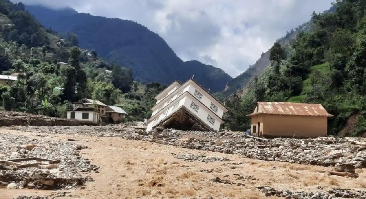 कर्णालीमा विपद्का घटना : १० वर्षमा ६१९ जनाको मृत्यु, साढे ३ अर्बको क्षति Image