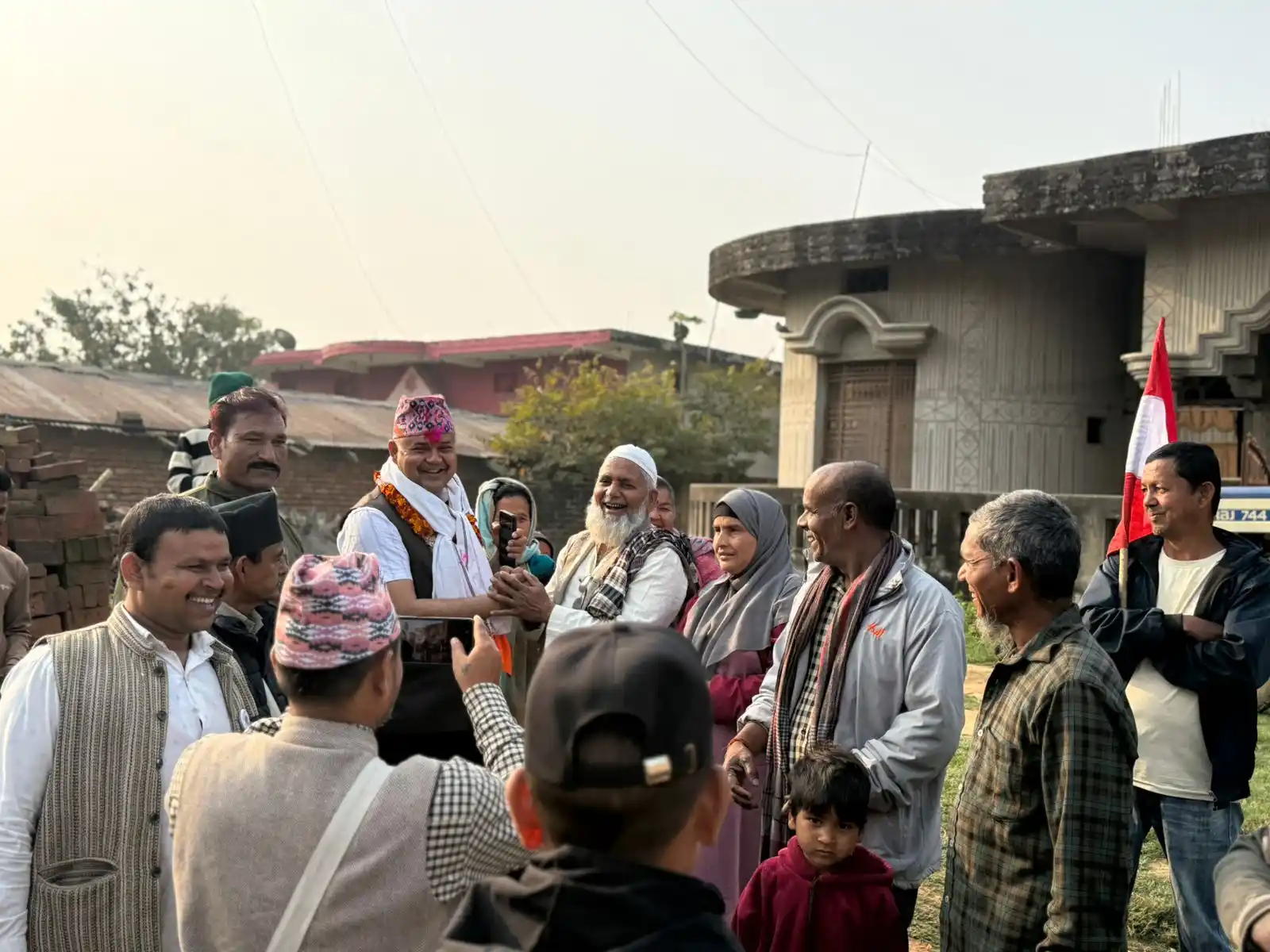 काँग्रेस उम्मेदवार कोइराला मतदाताकै घर–दैलोमा ब्यस्त, आज संकल्पपत्र सार्वजनिक गर्दै Image